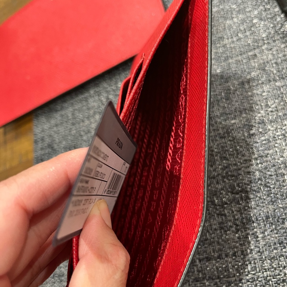 Prada coated canvas wallet - Picture 6 of 6
